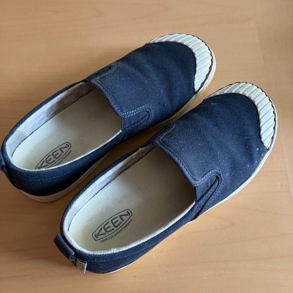 KEEN Elsa Slip-On Sneakers